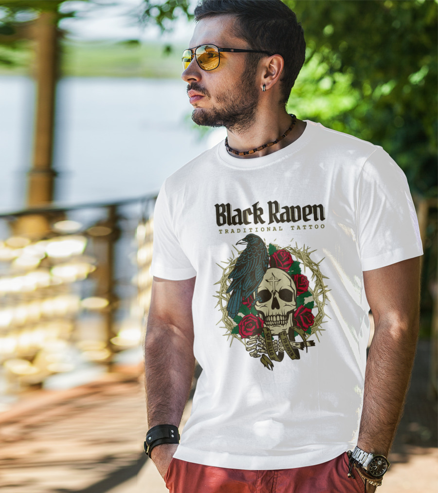 Black Raven Traditional Tattoo Skull Roses Thorns T-Shirt