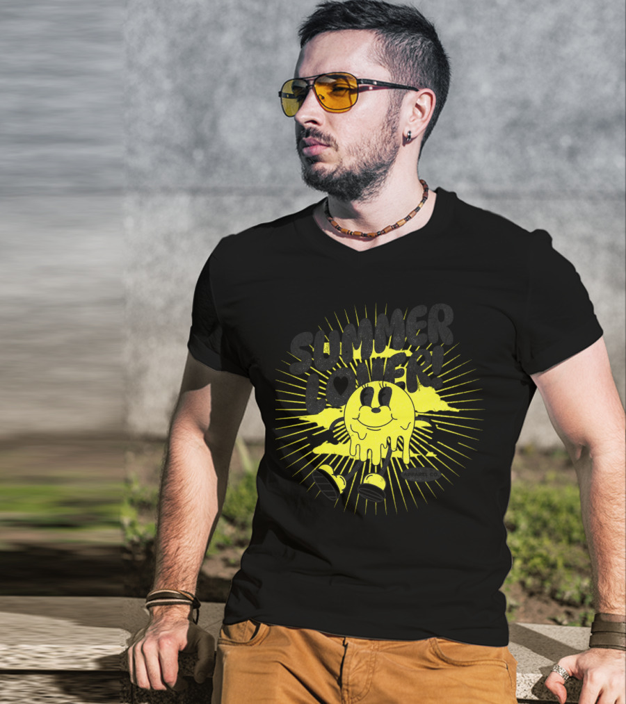 Summer Lover Cartoon Melting Smiley With Radiant Sunburst Background T-Shirt