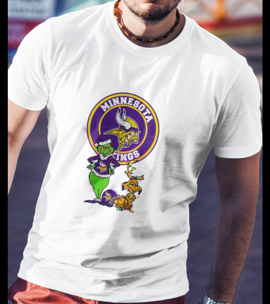 Grinch And Max Minnesota Vikings Christmas Fan Collaboration T-Shirt