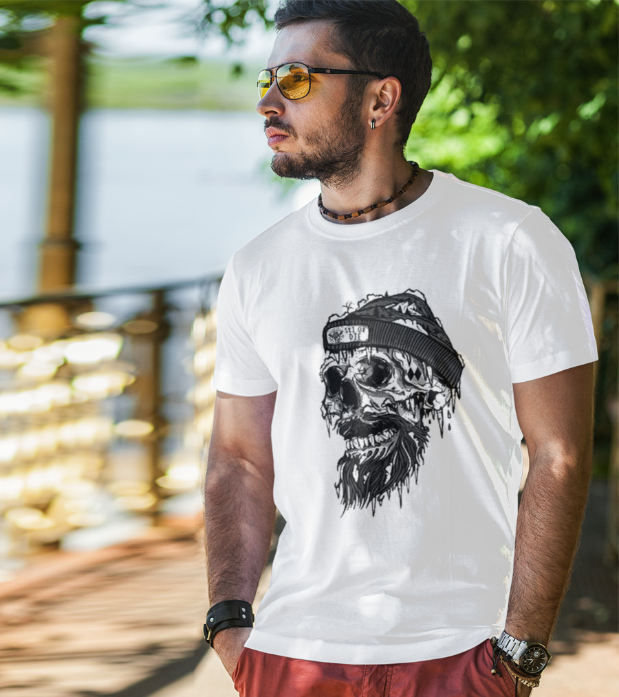 Skull Wild Ski Or Die Ice Beard Beanie Adventure T-Shirt