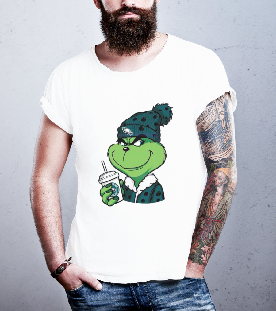Grinch Holding Cup Wearing Philadelphia Eagles Beanie T-Shirt