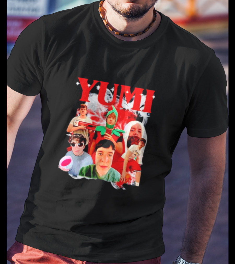 Yumimainn Yumi Meme Collage T-Shirt