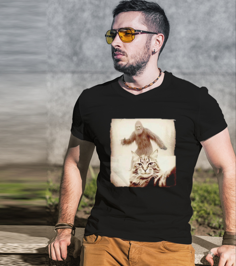 Cat Taking Selfie With Bigfoot In Snowy Forest Scene T-Shirt