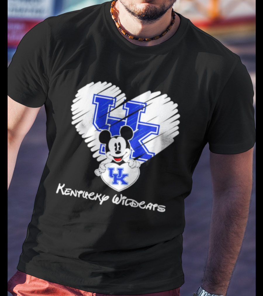 Kentucky Wildcats Heart With Mickey Mouse UK T-Shirt