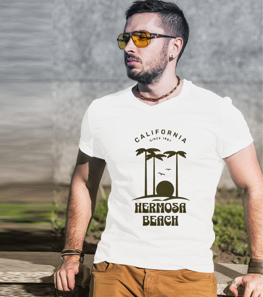 Hermosa Beach California Since 1907 Palm Trees Sunset T-Shirt