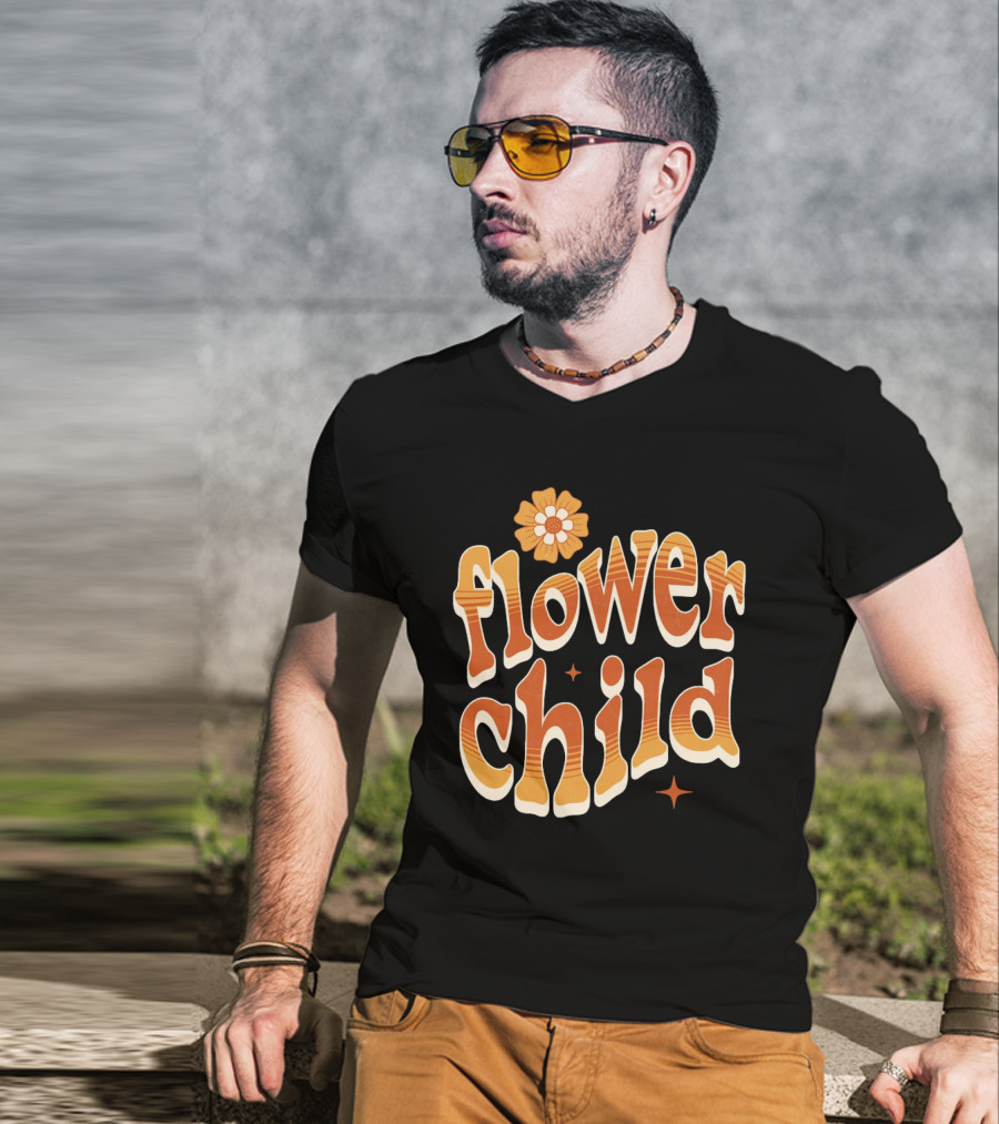 Flower Child Retro Vibe 70s T-Shirt
