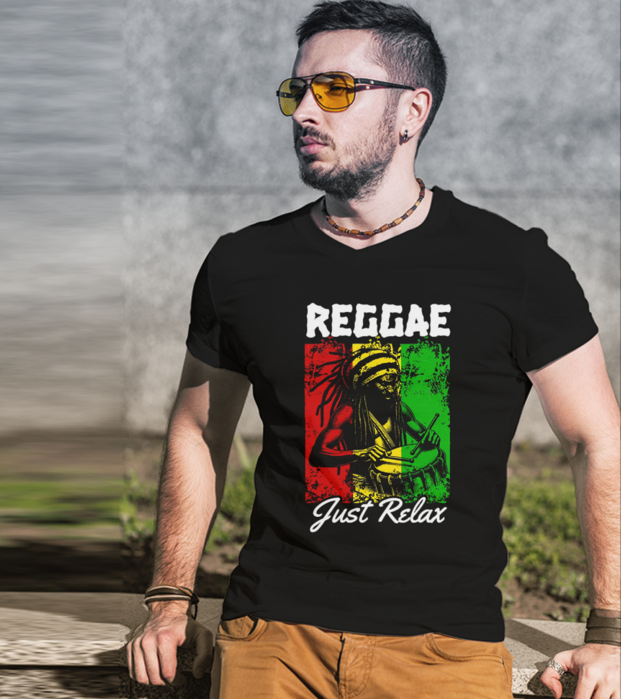 REGGAE Just Relax Rasta Drummer Red Yellow Green T-Shirt