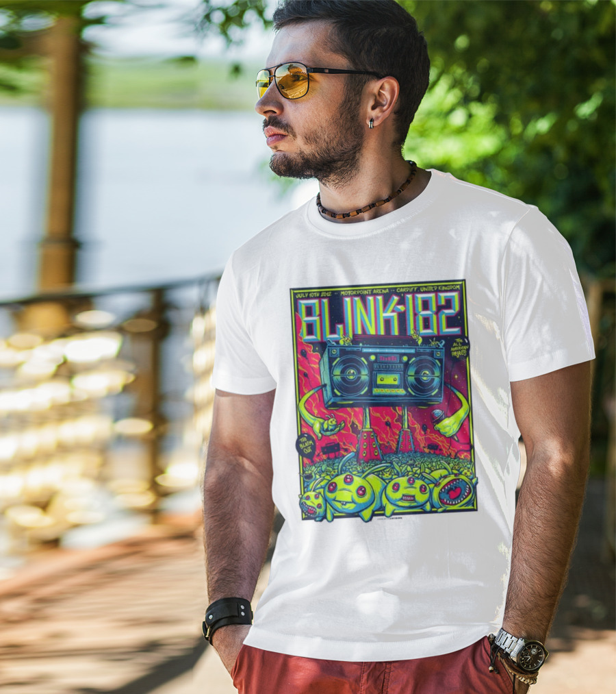 Blink-182 July 10th 2012 Motorpoint Arena Cardiff United Kingdom Boombox Alien Creature T-Shirt