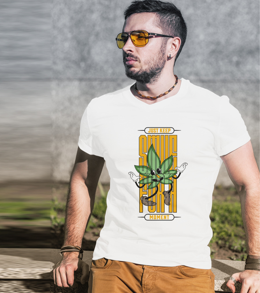Just Keep Smile For A Moment Leaf Character T-Shirt