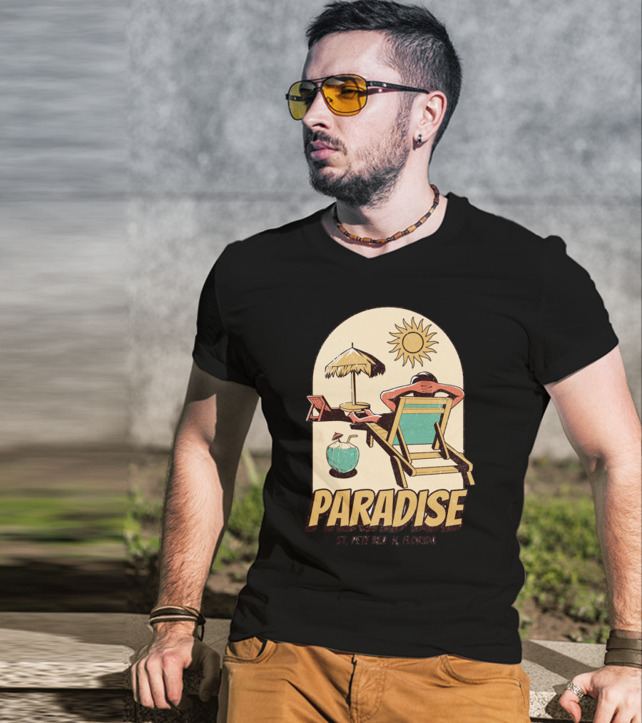Paradise St. Pete Beach Florida Retro Sun Lounger And Cocktail Scene T-Shirt