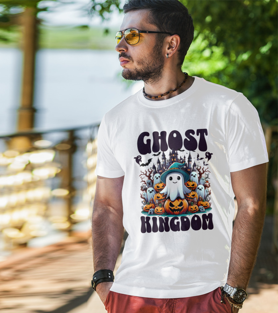 Ghost Kingdom Halloween Ghosts And Pumpkins Witches Hat Haunted Castle T-Shirt