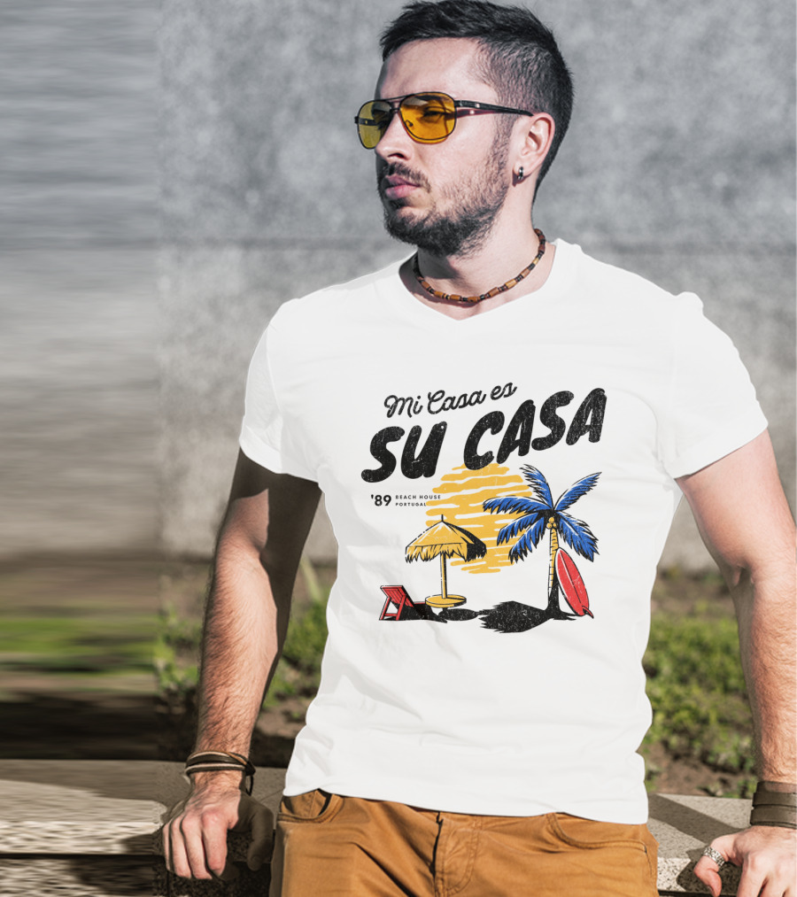 Mi Casa Es Su Casa '89 Beach House Portugal Palm Tree Umbrella Chair Surfboard T-Shirt