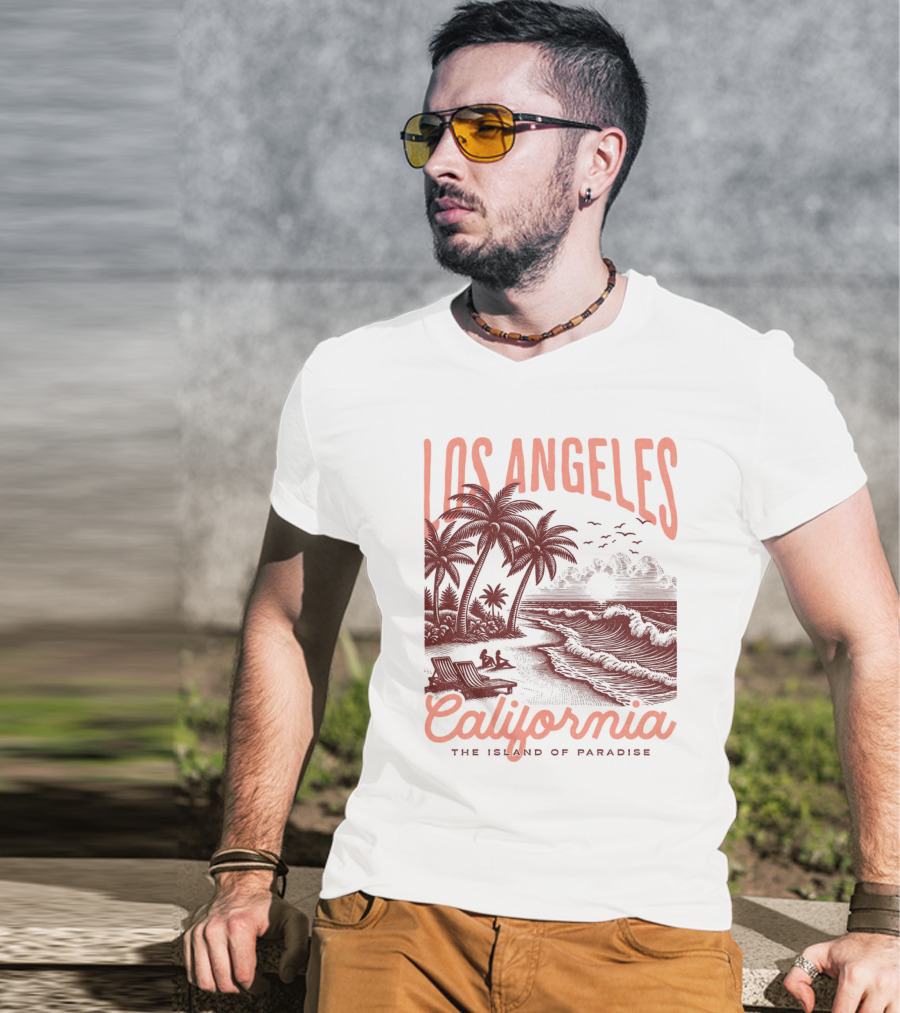 Los Angeles California The Island Of Paradise Vintage Beach T-Shirt