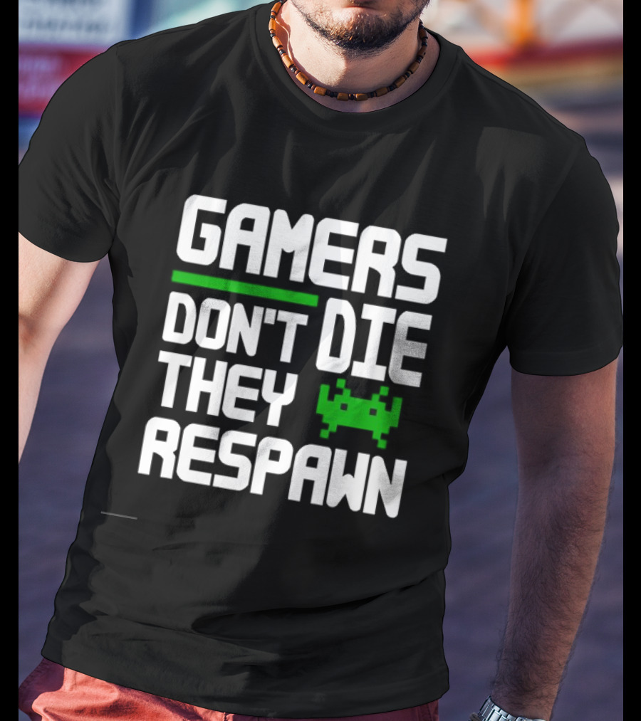 Gamers Don’t Die They Respawn Retro Space Invader T-Shirt