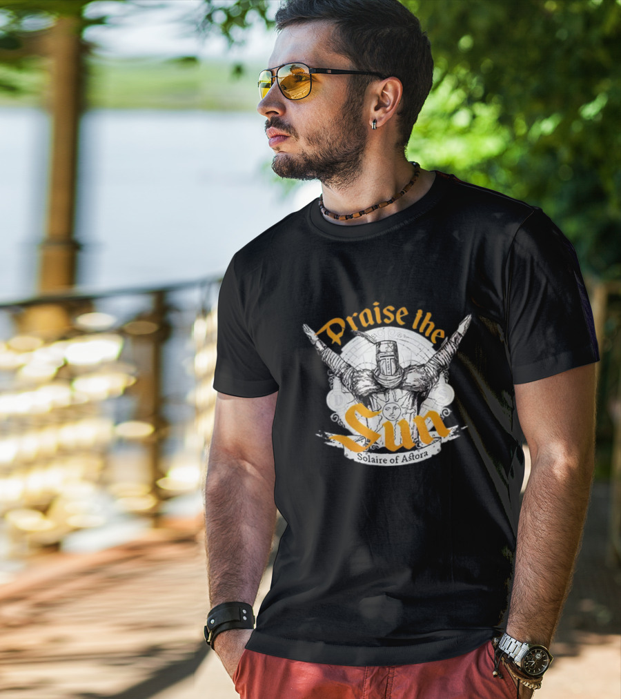 Praise The Sun Solaire Of Astora Dark Souls Iconic Knight T-Shirt