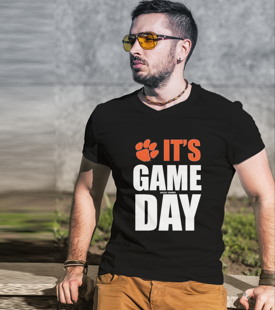 Clemson Tigers It's Game Day Paw Print Alicia Owens T-Shirt
