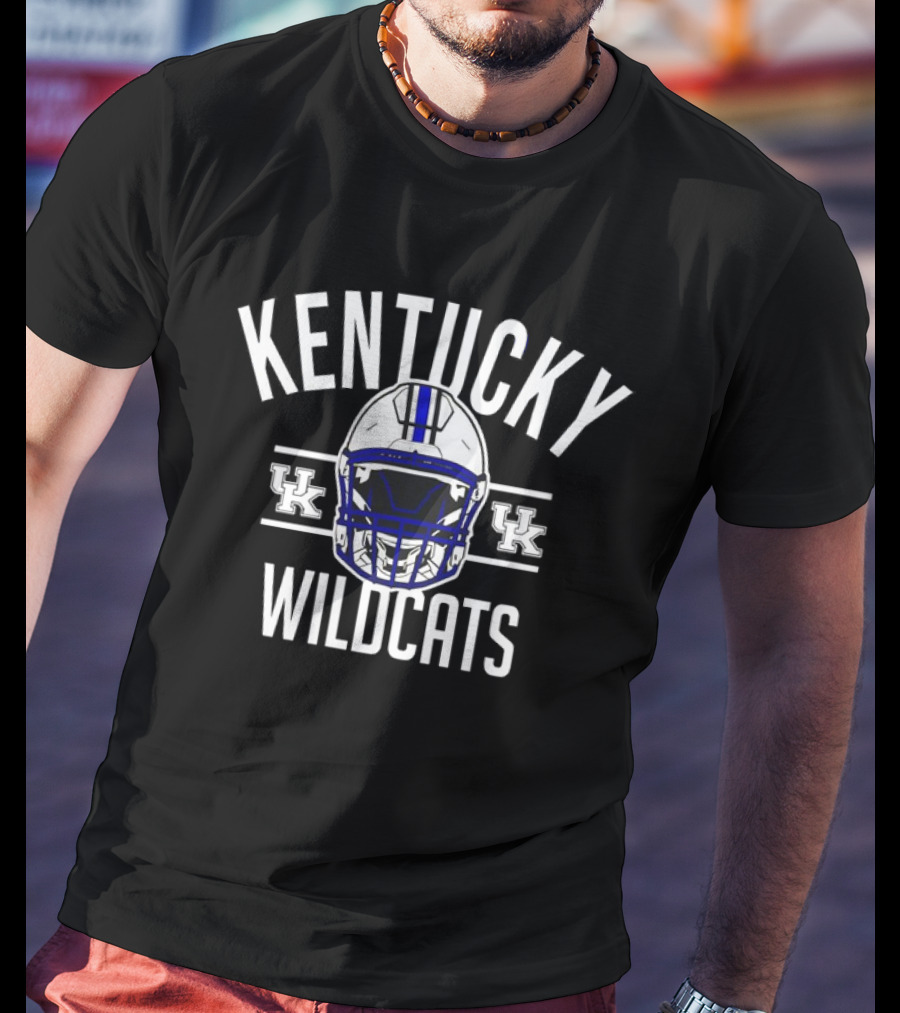 KENTUCKY WILDCATS UK FOOTBALL HELMET T-Shirt