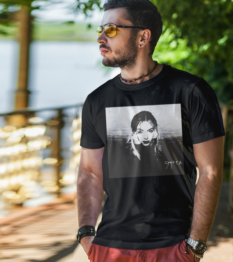 Eileen Alister The Alister E.A. Monochrome T-Shirt