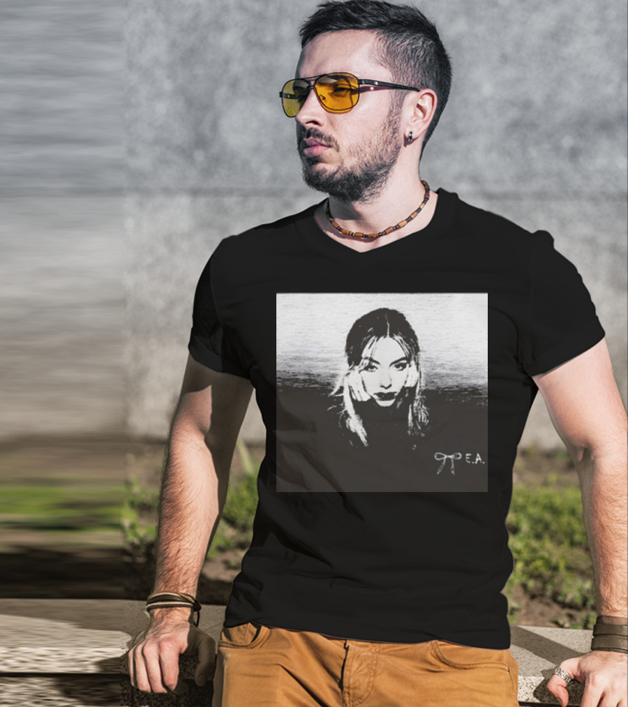 Eileen Alister The Alister E.A. Monochrome T-Shirt