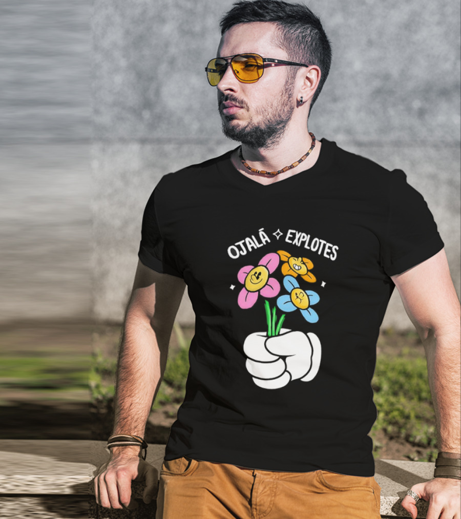 El Mariana Ojalá Explotes Happy Face Flowers T-Shirt