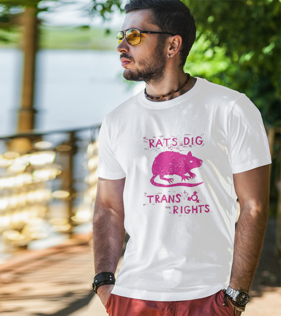 Rats Dig Trans Rights Retro Pink Rat T-Shirt