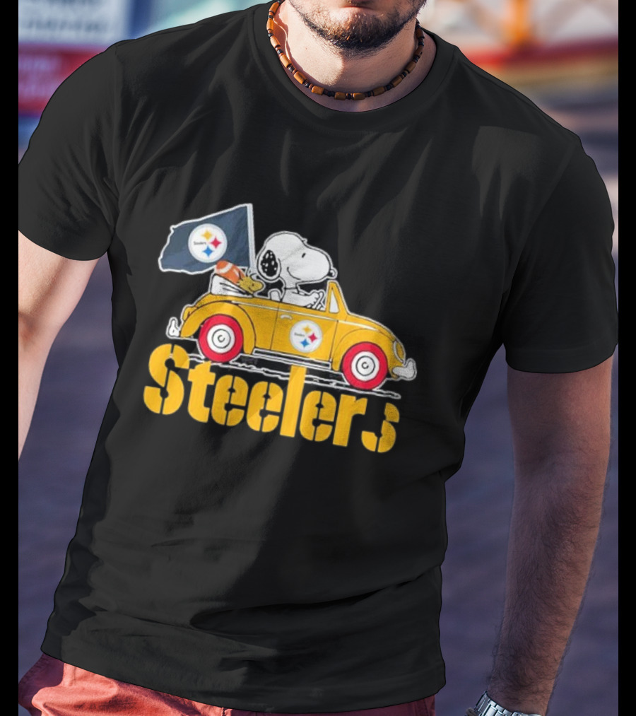 Peanuts Snoopy Woodstock Driving Yellow Car With Steelers Flag T-Shirt
