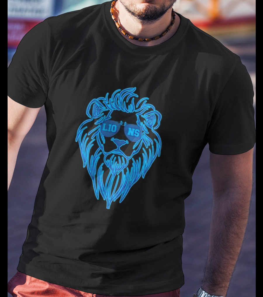 Detroit Lions Football Mascot With Sunglasses T-Shirt