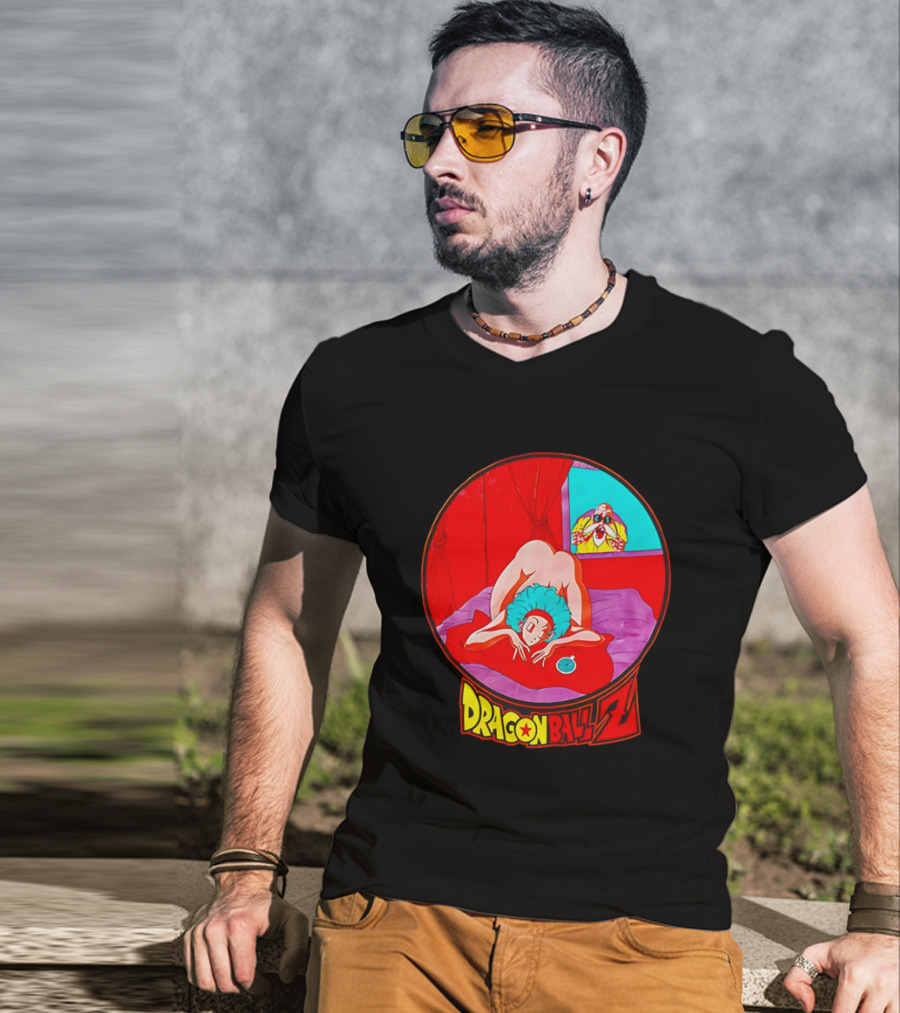Dragon Ball Z Master Roshi Peeping Vintage Scene With Bulma T-Shirt