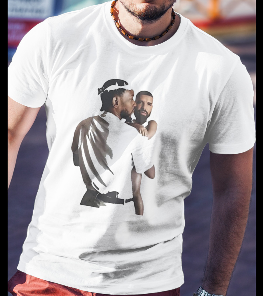 Kendrick Lamar Carrying Drake Rapper Stars Funny Image T-Shirt
