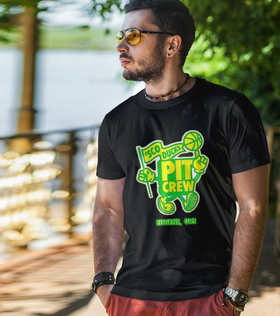 Sco Ducks Pit Crew Eugene Ore Oregon Ducks Basketball T-Shirt