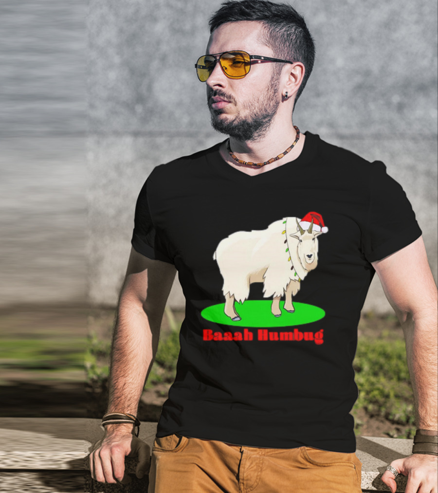 Baaah Humbug Goat With Santa Hat Holiday Lights T-Shirt