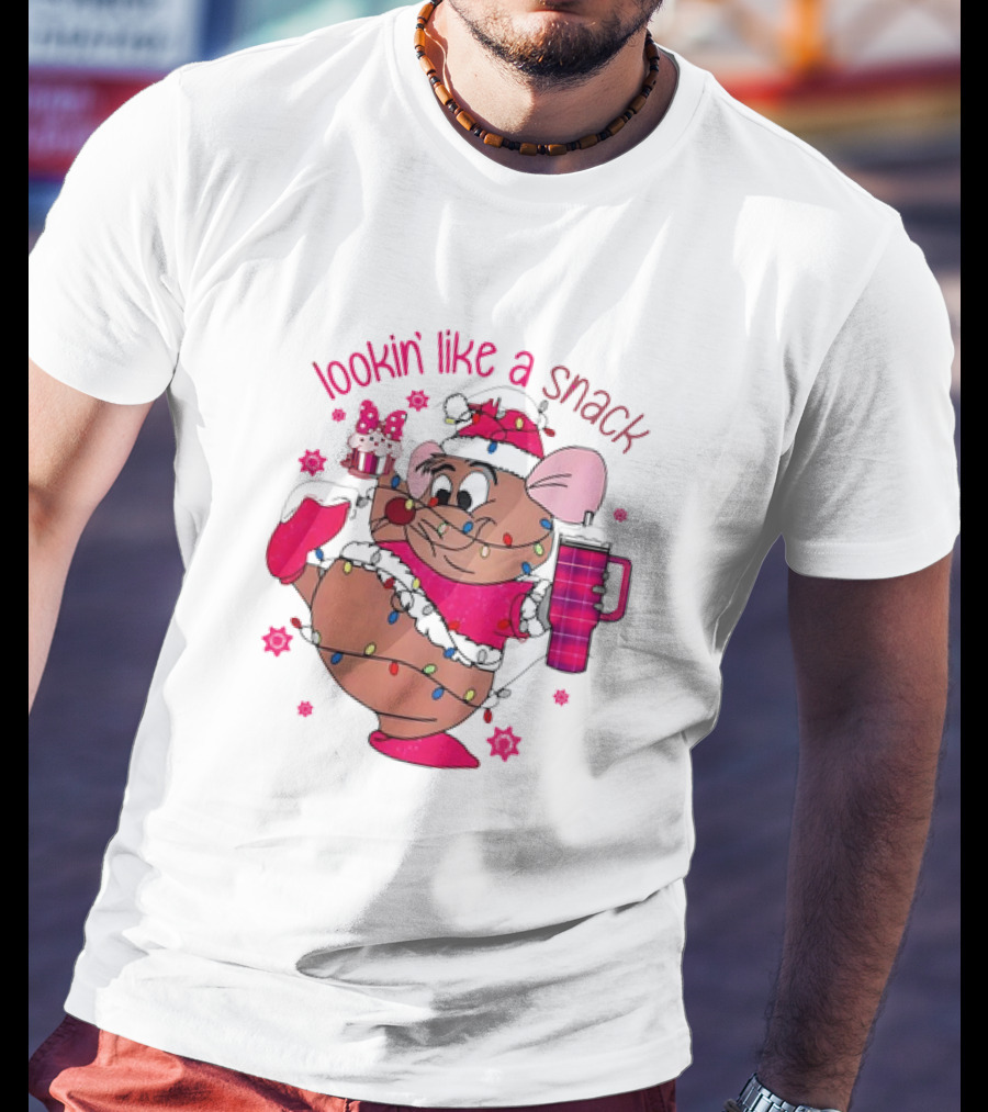 Lookin’ Like A Snack Christmas Mouse Holding Cupcake And Drink T-Shirt