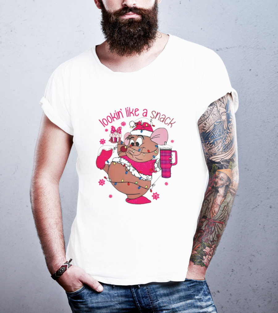 Lookin’ Like A Snack Christmas Mouse Holding Cupcake And Drink T-Shirt