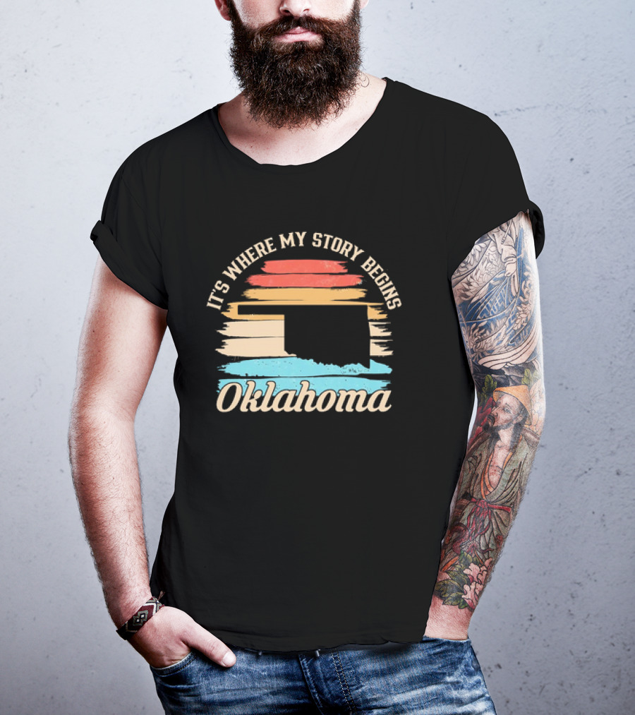 It's Where My Story Begins Oklahoma Map Vintage Retro Stripes T-Shirt