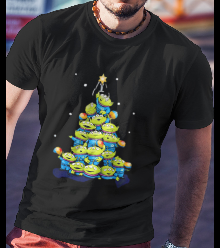 Aliens From Toy Story Forming Christmas Tree Tower With Star And Snowflakes T-Shirt