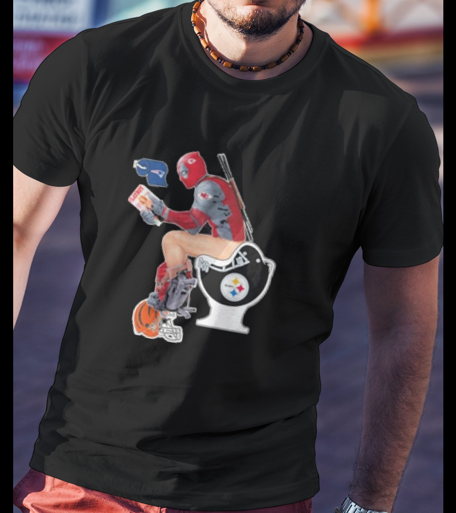 Deadpool On Toilet With Pittsburgh Steelers Bowl And Other NFL Team Helmets Including Kansas City Chiefs And New England Patriots T-Shirt