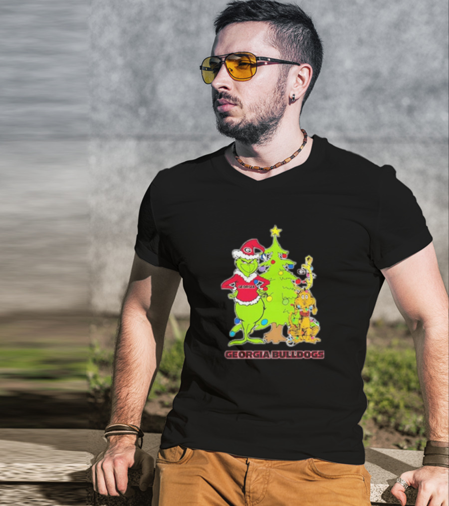 Georgia Bulldogs Grinch Christmas Tree Football T-Shirt