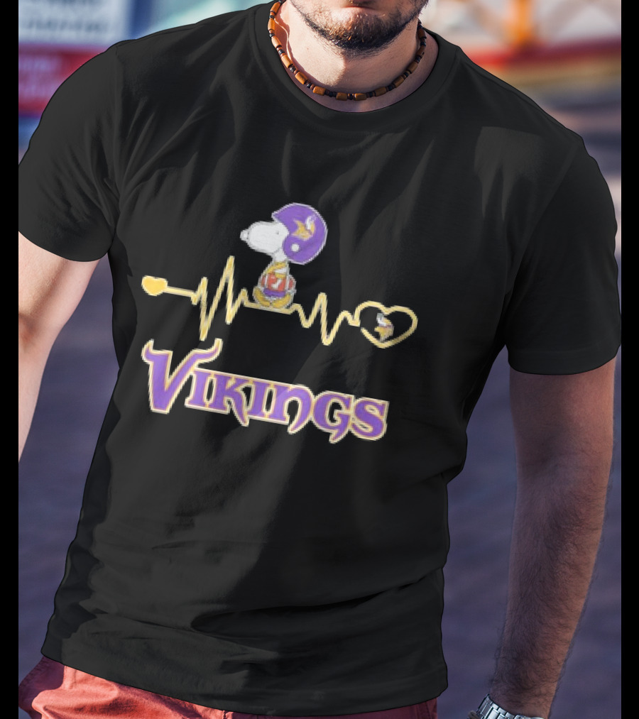 Heartbeat Snoopy Vikings Minnesota Football T-Shirt
