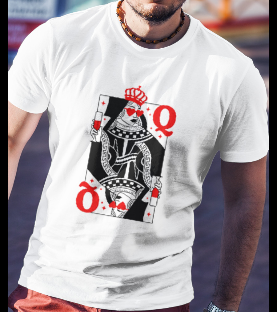 Queen Of Hearts Card Red Heart Glasses T-Shirt
