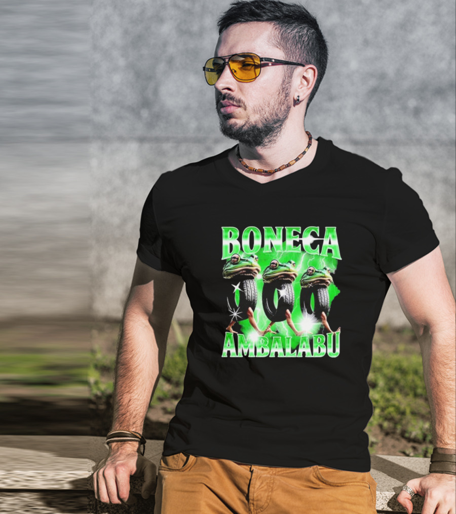 Boneca Ambalabu Frog Head With Tires And Green Lightning T-Shirt