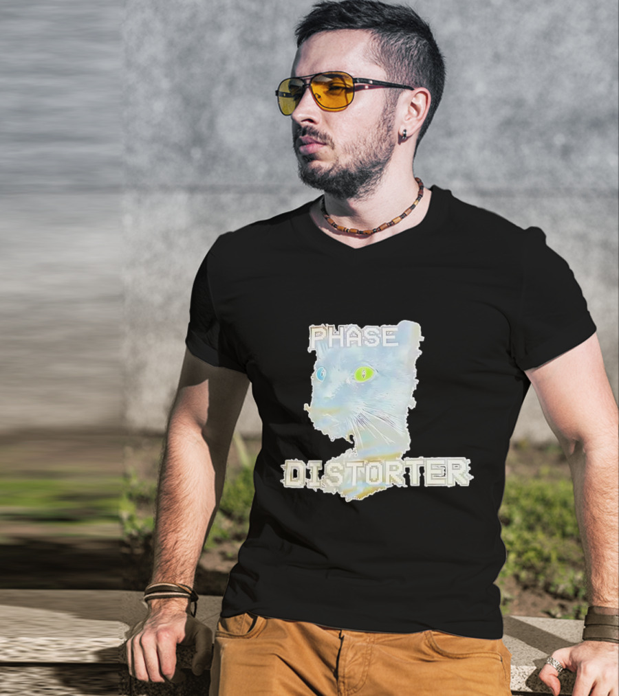 Cat Phase Distorter Optical Effect With Colorful Eyes T-Shirt