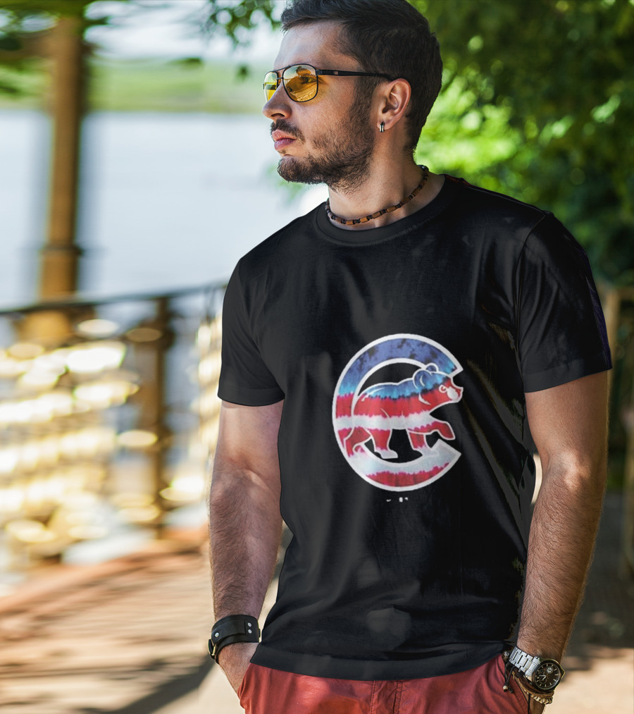 Chicago Cubs Americana Tie-Dye Bear Logo T-Shirt