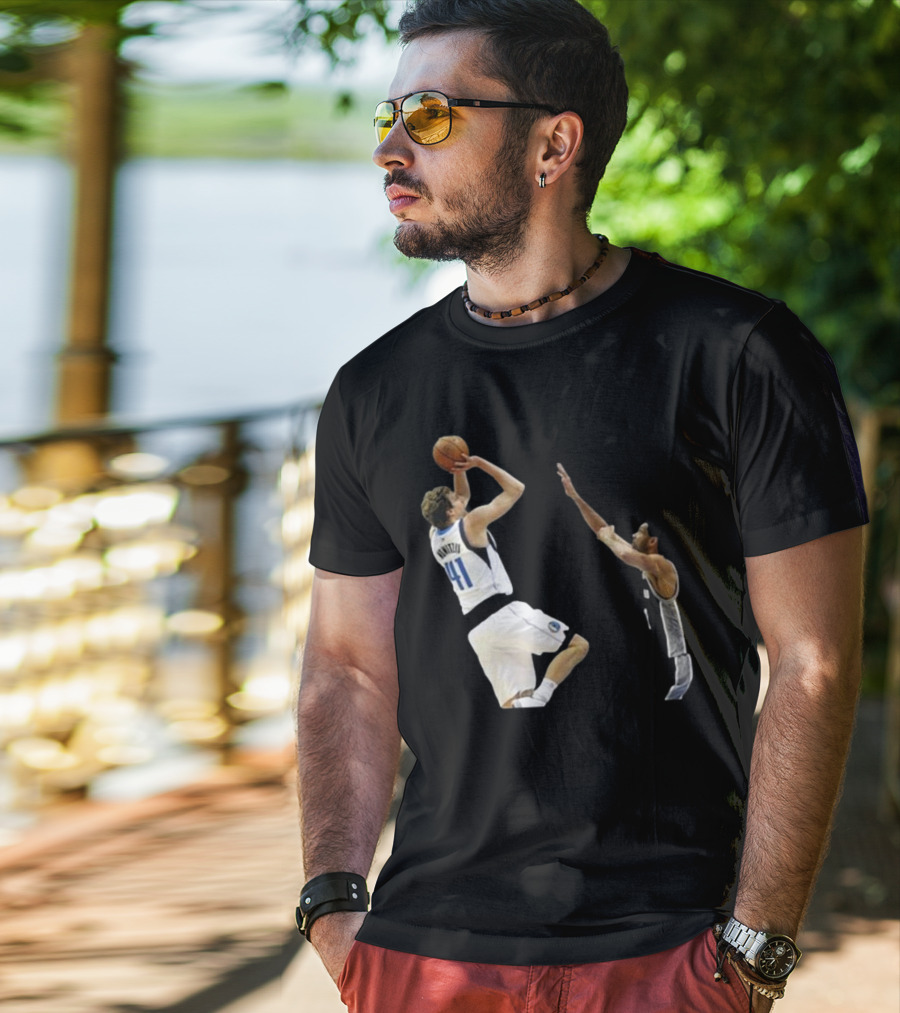 Dirk Nowitzki Fadeaway Jumper Over Tim Duncan NBA Iconic Moment T-Shirt