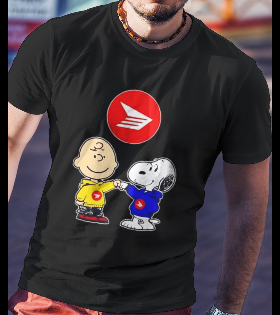 Canada Post Charlie Brown And Snoopy T-Shirt