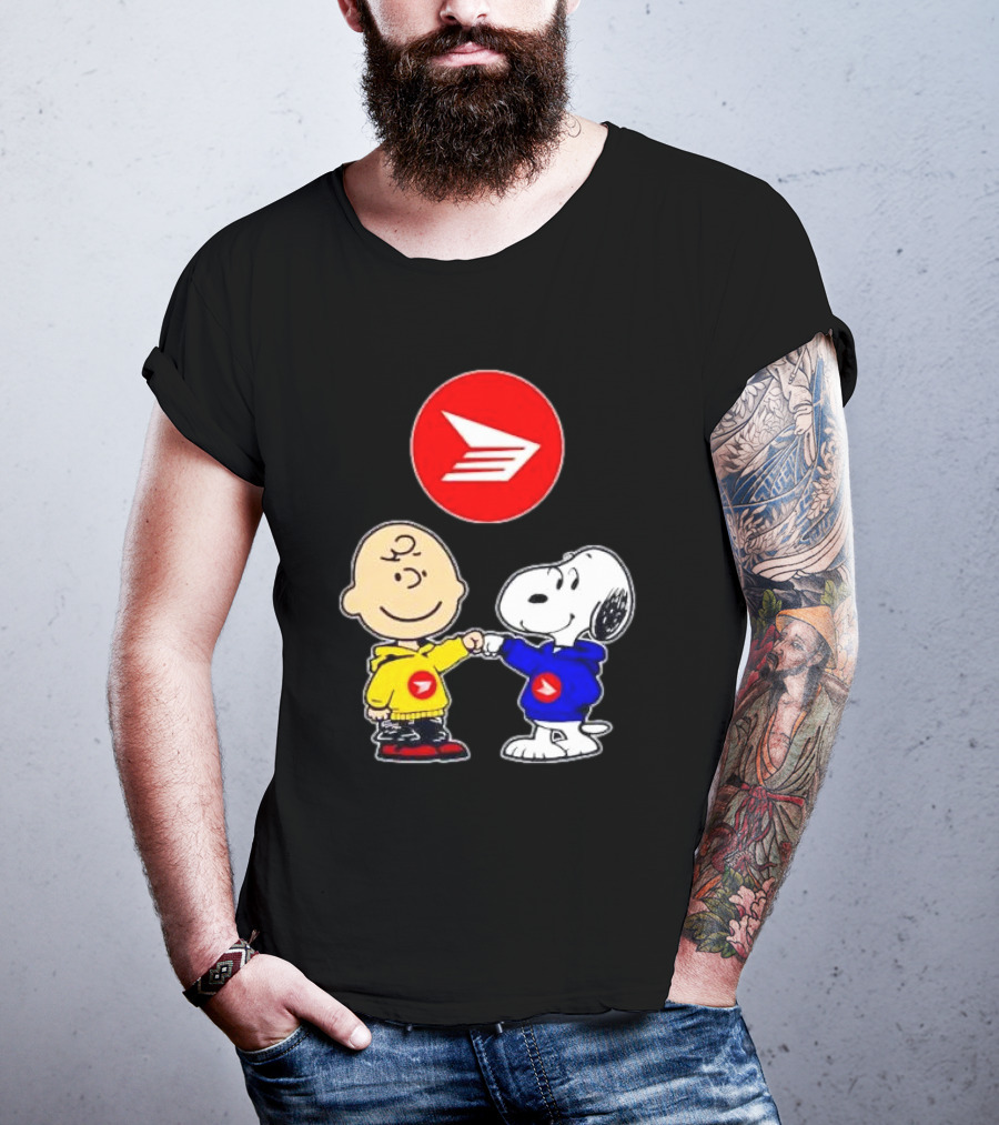 Canada Post Charlie Brown And Snoopy T-Shirt