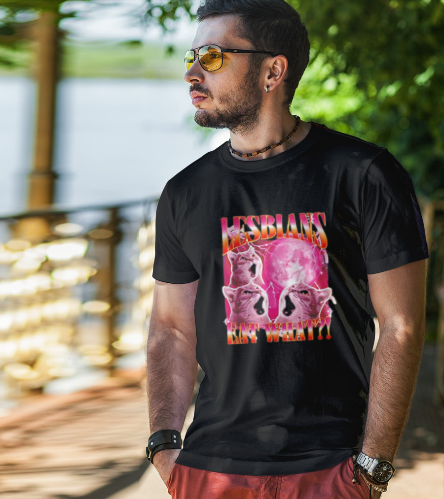 Cat Lesbians Eat What Graphic T-Shirt