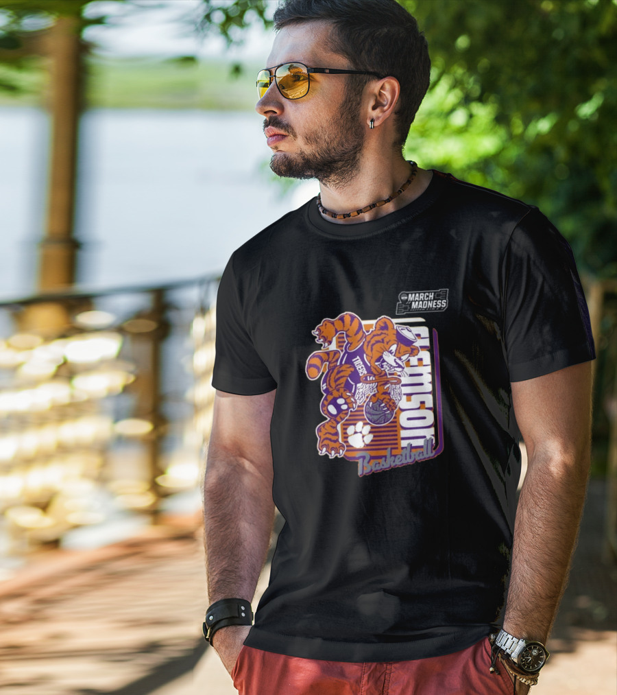 Clemson Basketball March Madness Dunking Tiger Mascot T-Shirt