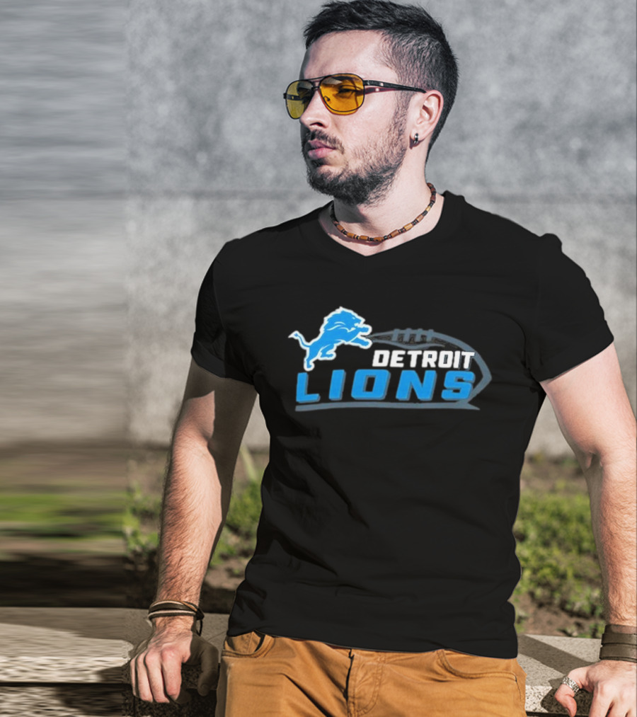 Detroit Lions Ball T-Shirt
