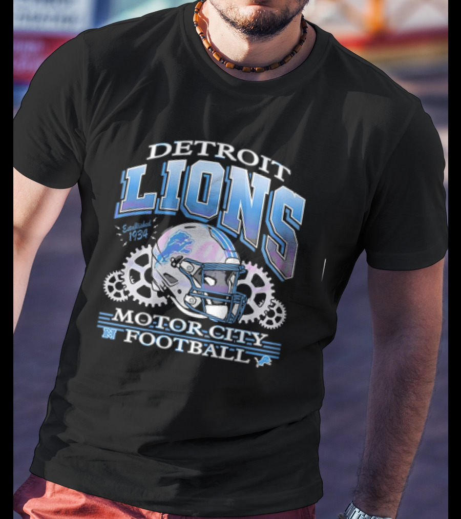Detroit Lions Motor City Football Helmet Vintage Logo T-Shirt