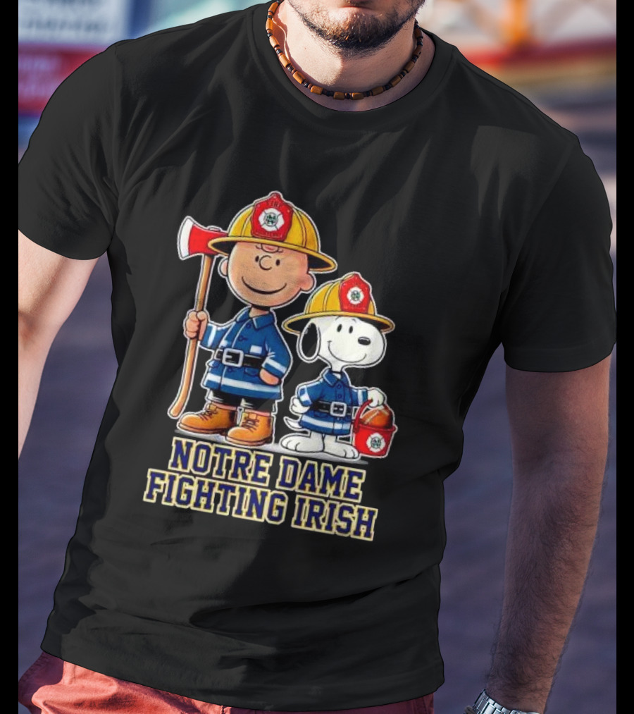 Firefighter Charlie Brown And Snoopy Notre Dame Fighting Irish T-Shirt